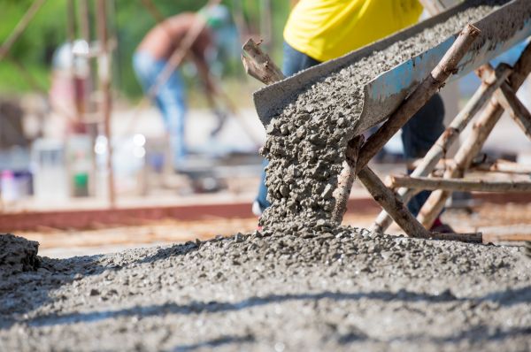 Backyard Concrete Pouring in Turlock